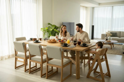 Kayan dining room