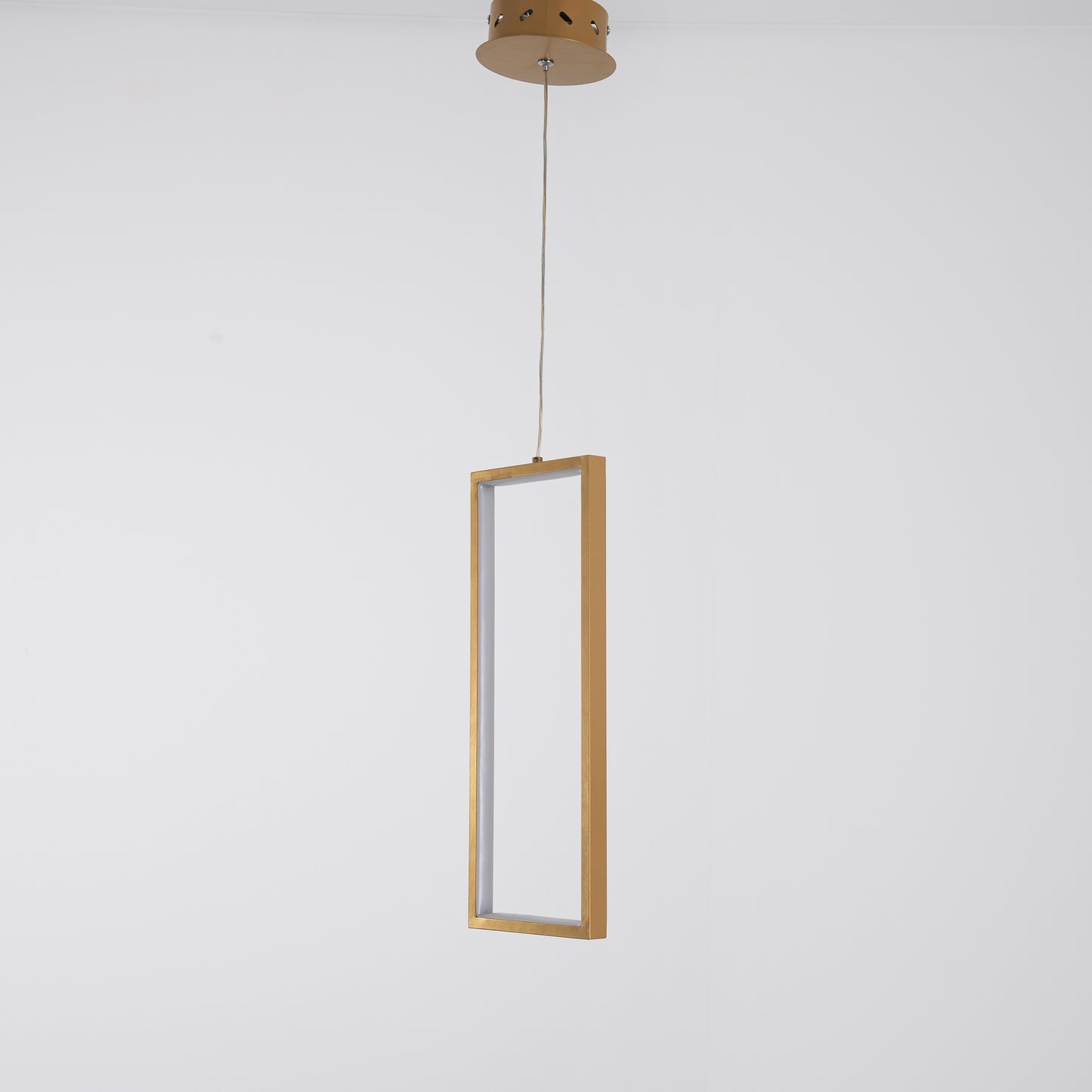 Nilar 1 gold bulb pendant