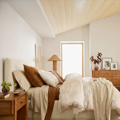 Misty bed