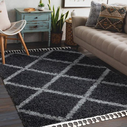 Nakhil Kilim